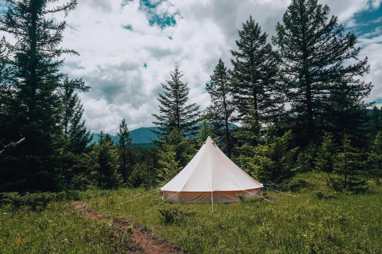 Готель Wander Camp Glacier Coram Екстер'єр фото